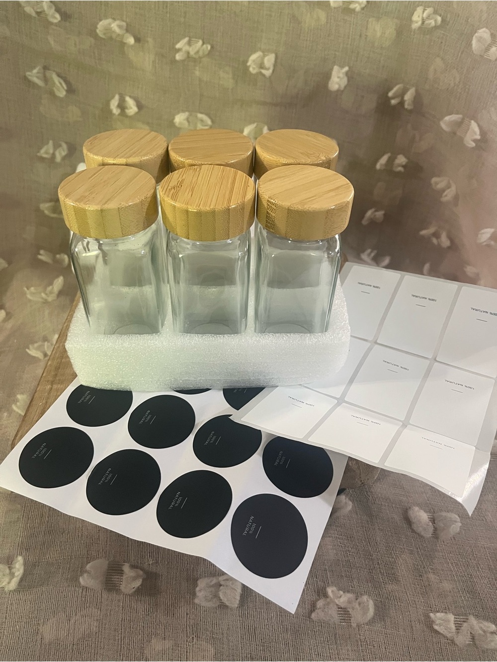 Set of 6 Clear Glass Spice Jars with Bamboo Lids and Labels